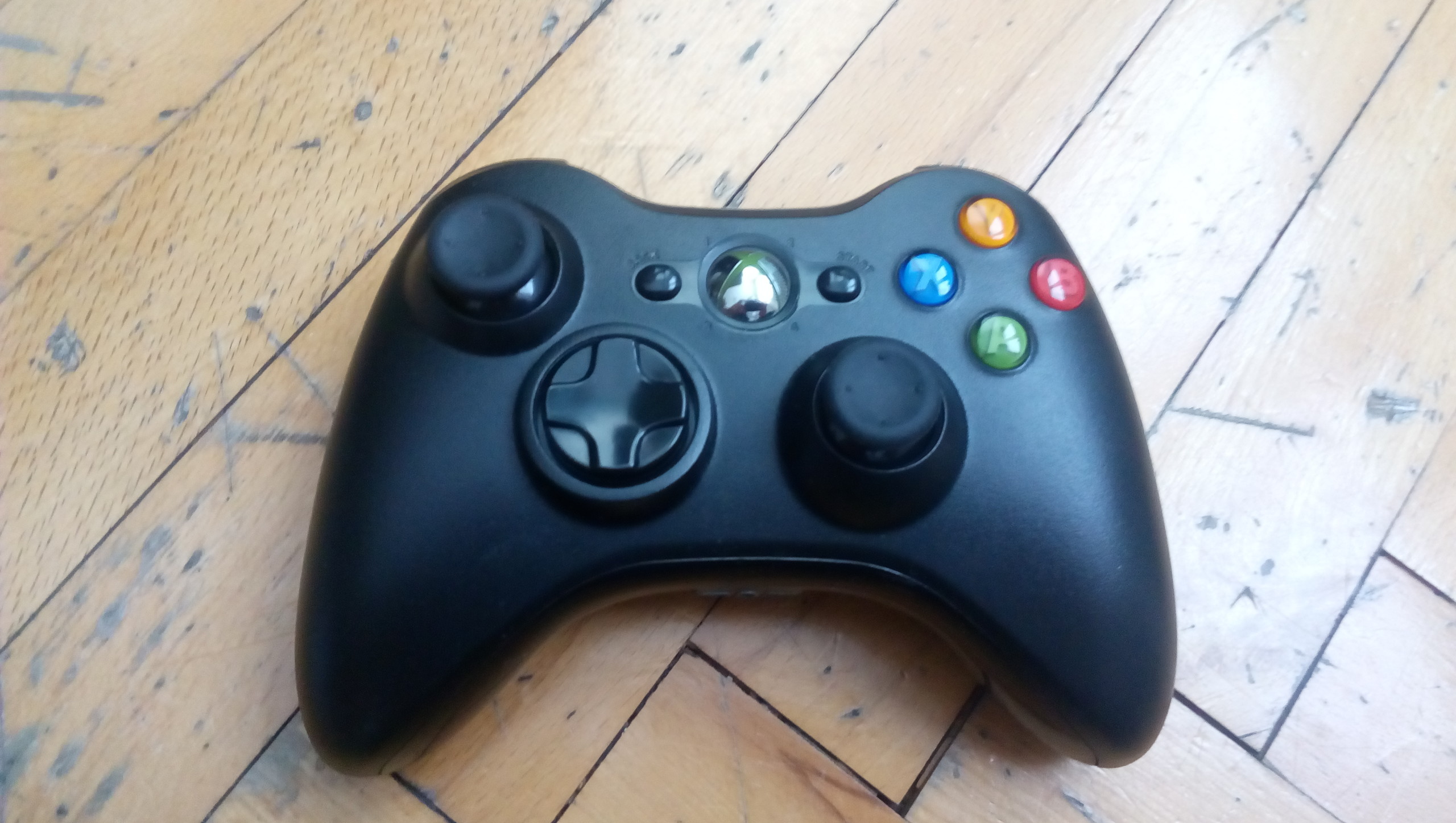 Xbox 360 pcye kablosuz kol bağlama aparatı 20 TL + Bozuk kol