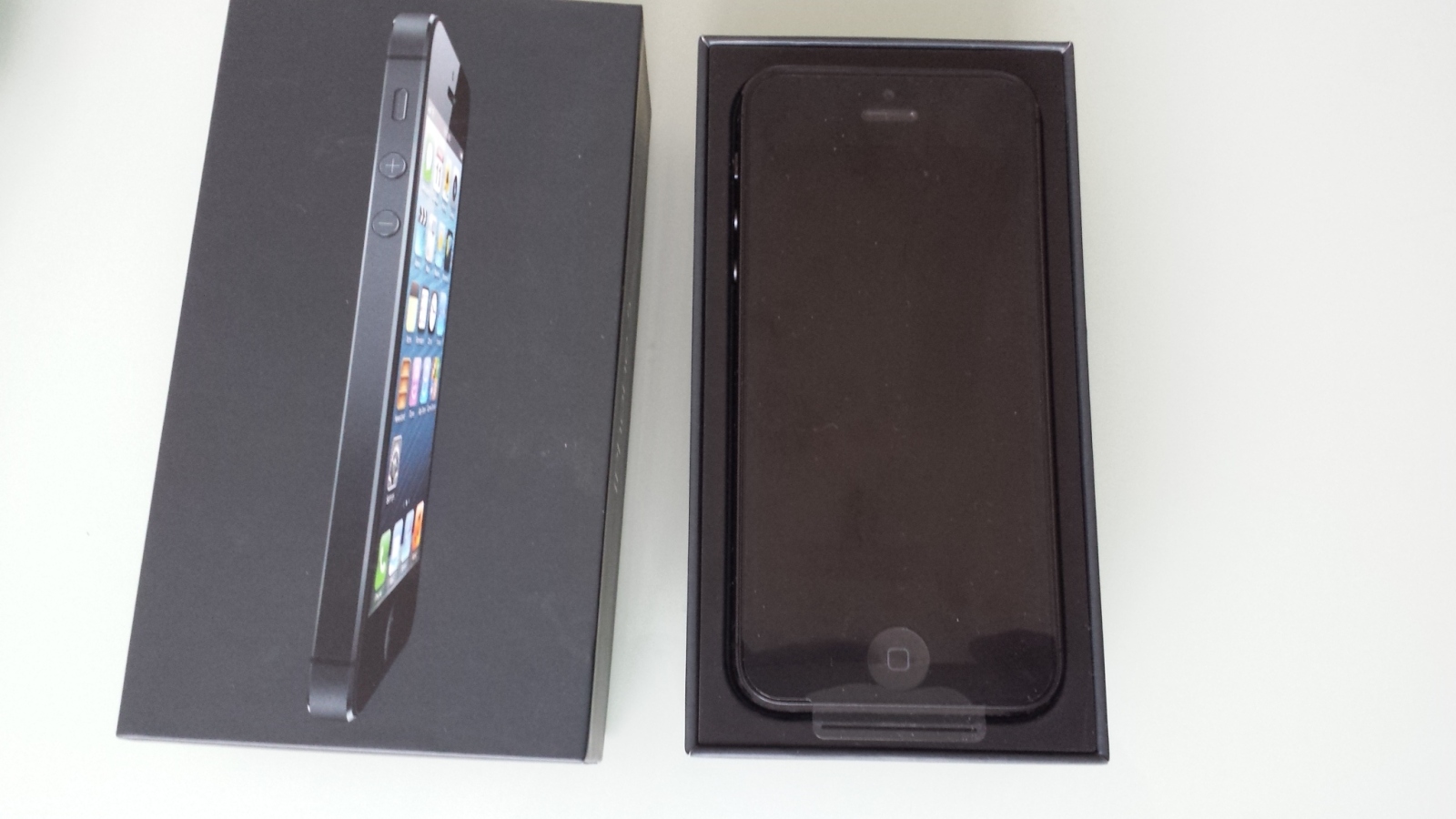  Satilik Sifir Iphone 5 16gb siyah sim kilitsiz.