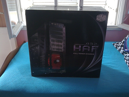  Cooler Master HAF 932 derneği. -- (Kasa incelemesi.)