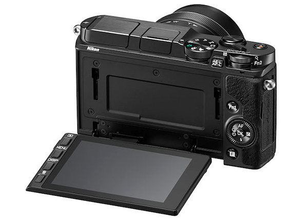Nikon'dan saniyede 20 kare seri çekim yapabilen 1 serisi yeni aynasız fotoğraf makinesi: V3