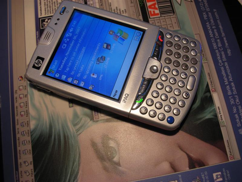  HP IPAQ HW 6515 (GSM,PDA,GPS,QWERT KLAVYE)