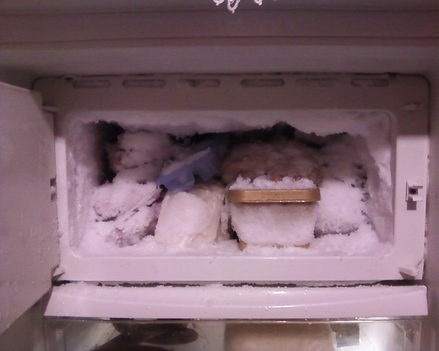  Buzdolabımdaki karlanma problemi ile ilgili yardım..Candoğan bey el atarsan..