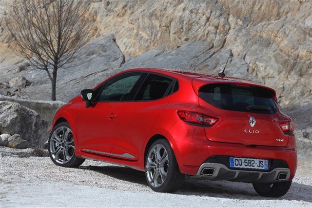  Yeni Renault Clio RS 200 EDC