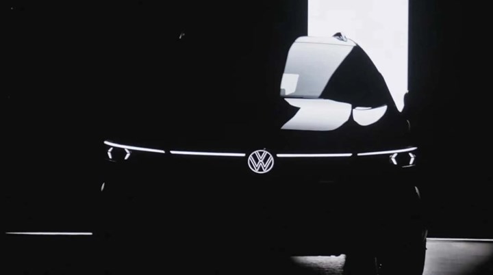 Makyajlı 2024 Volkswagen Golf'ün ipucu görseli paylaşıldı