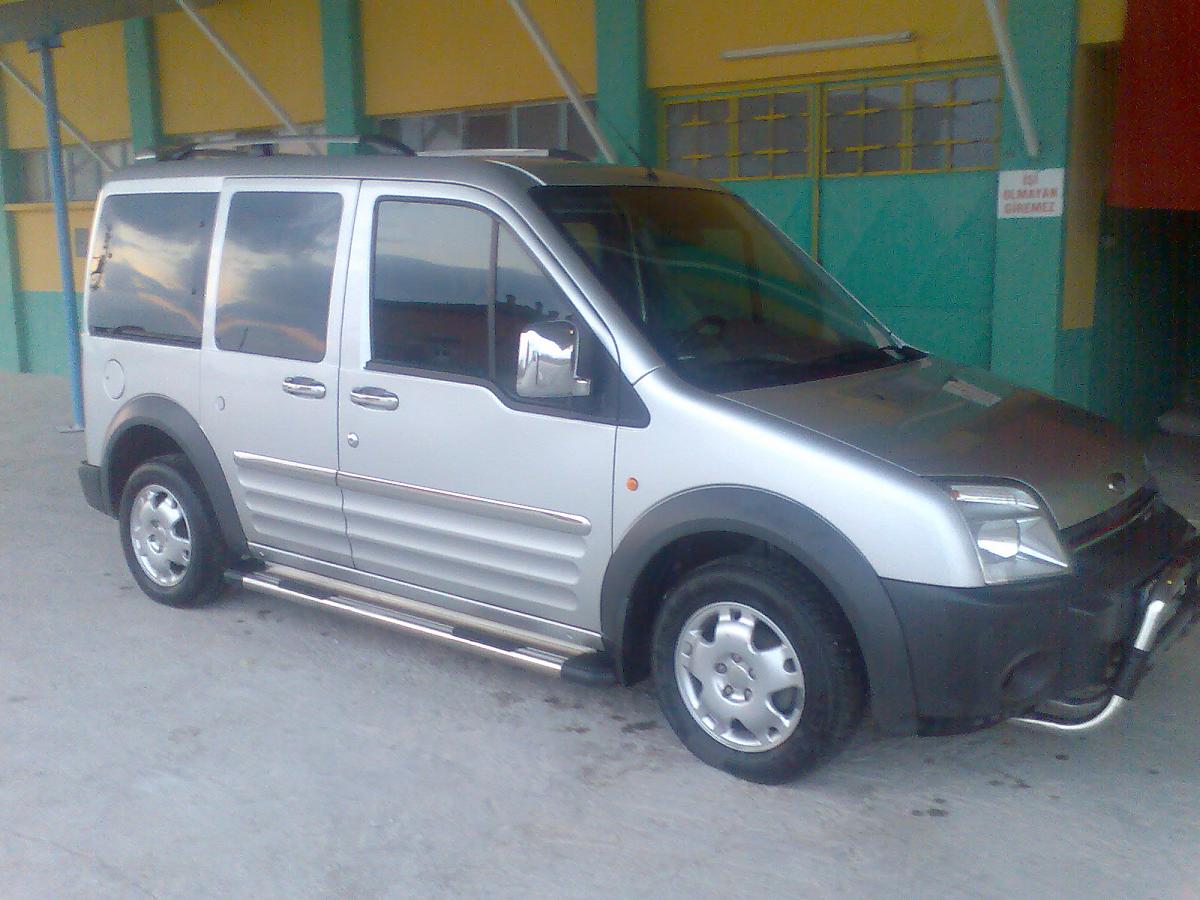 Ford connect бензин. Форд Коннект 1,8л 2008 года. 13n411 Форд Коннект.