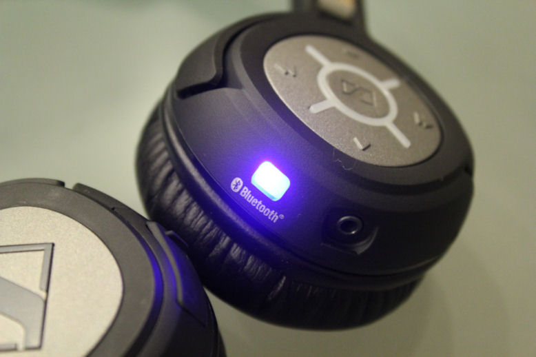  iphone 4 için bluetooth kulaklık Sennheiser mm400