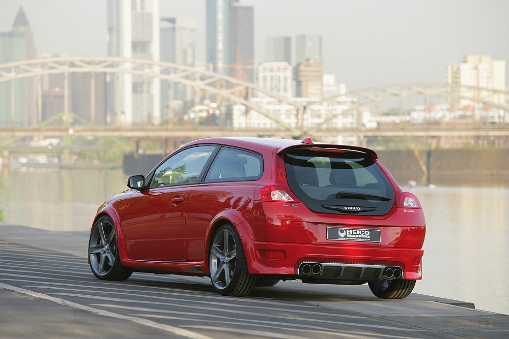 Ц 30. Volvo c30 r Design. Volvo c30 Heico. Volvo c30 r line. Volvo s30 хэтчбек красная.