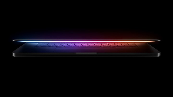 OLED ekranlı, ince ve hafif MacBook Pro geliyor