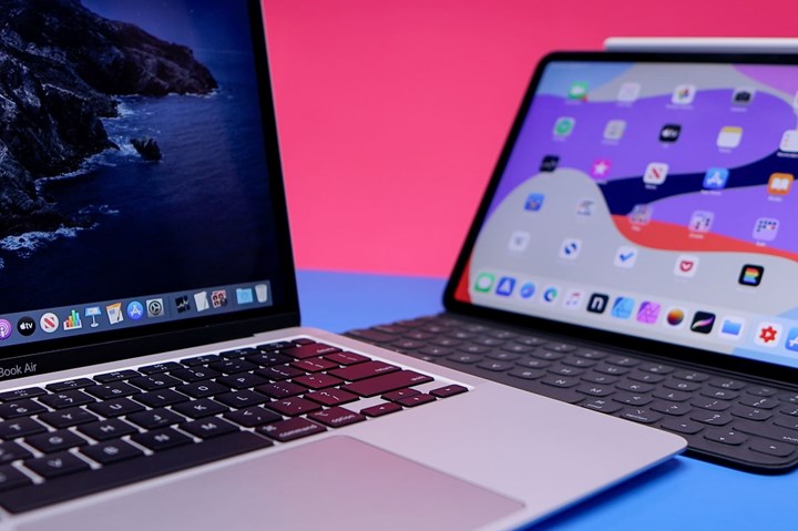 Apple, bileşen eksikliği nedeniyle bazı MacBook ve iPad'lerin üretimini erteledi