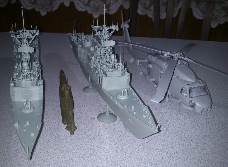  Model Gemilerim 2xFırkateyn 2xDDG 1xU-boat 1xSH60B C-130J Boyanıyorlar