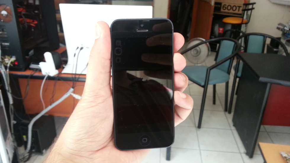  Satılık iphone 5 16 gb siyah.Turkcell den alınma.Genpa garantili.indirim.