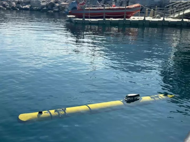 Mayınları tespit eden otonom su altı aracı STM NETA 300 Mavi Vatan’a açıldı