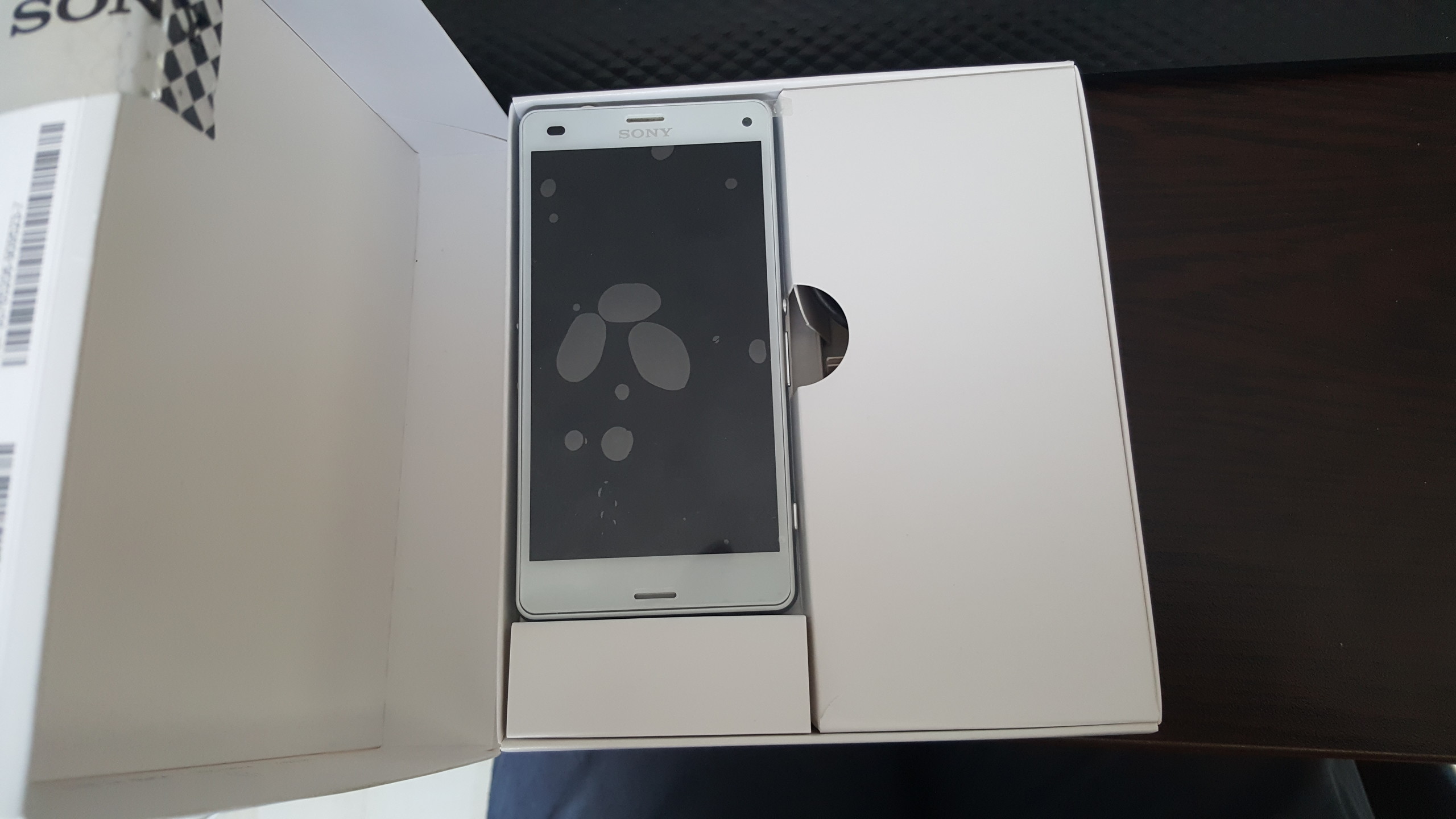  SONY XPERIA Z3 COMPACT BEYAZ