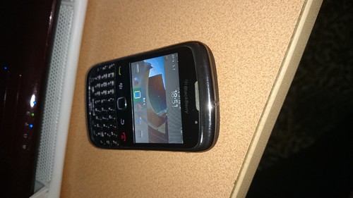  BLACKBERRY CURVE 9300