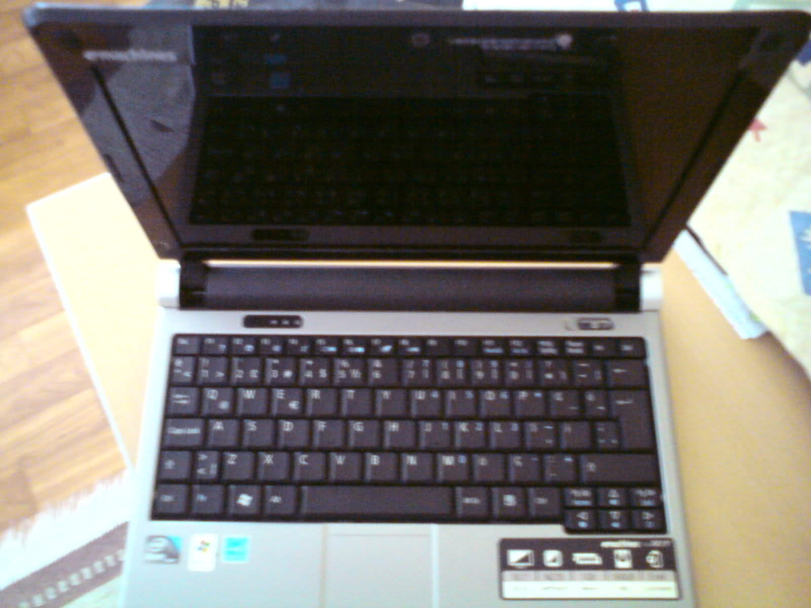  SATILIK : Acer eMachines M250-01G16i netbook (ACİL)