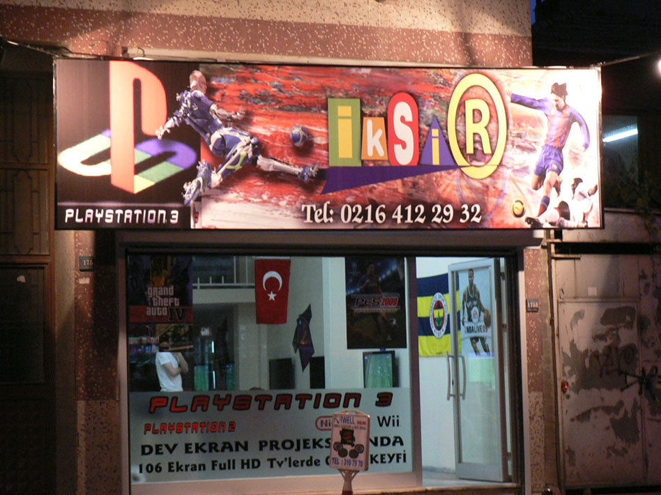  İKSİR PLAYSTATION3 CAFE ÜMRANİYEDE