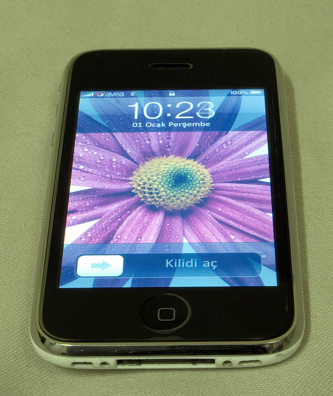  IPHONE 16GB 3GS BEYAZ.. İHTİYAÇTAN SATILIK, ÇOK TEMİZ!! 1050 TL..
