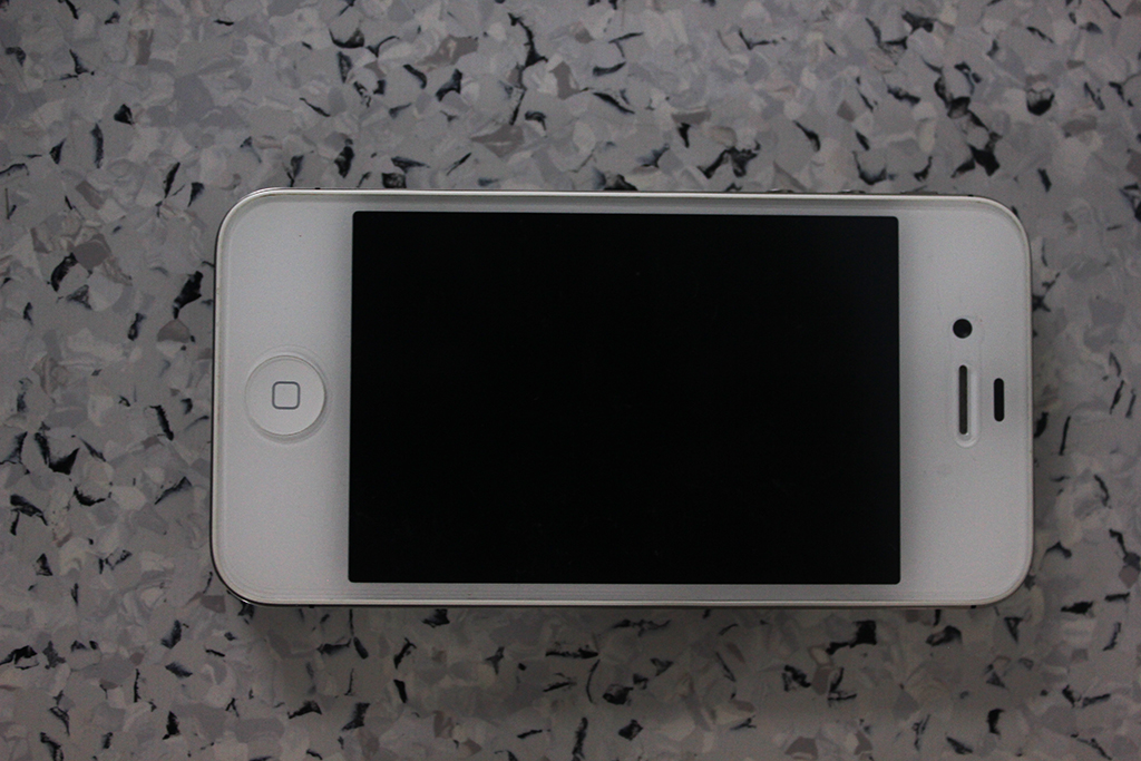  İPHONE 4S 16gb KAYITSIZ TERTEMİZ