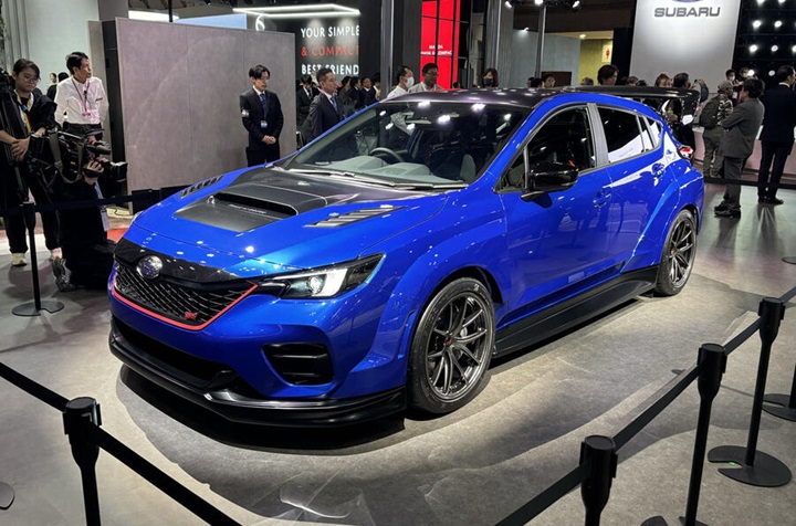 Subaru'dan elektrikli güç gösterisi: Performance-E STI sahnede