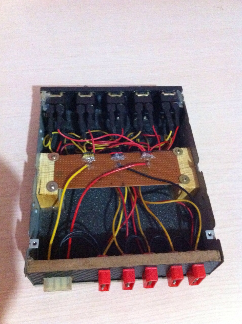  4 lü HDD switcher