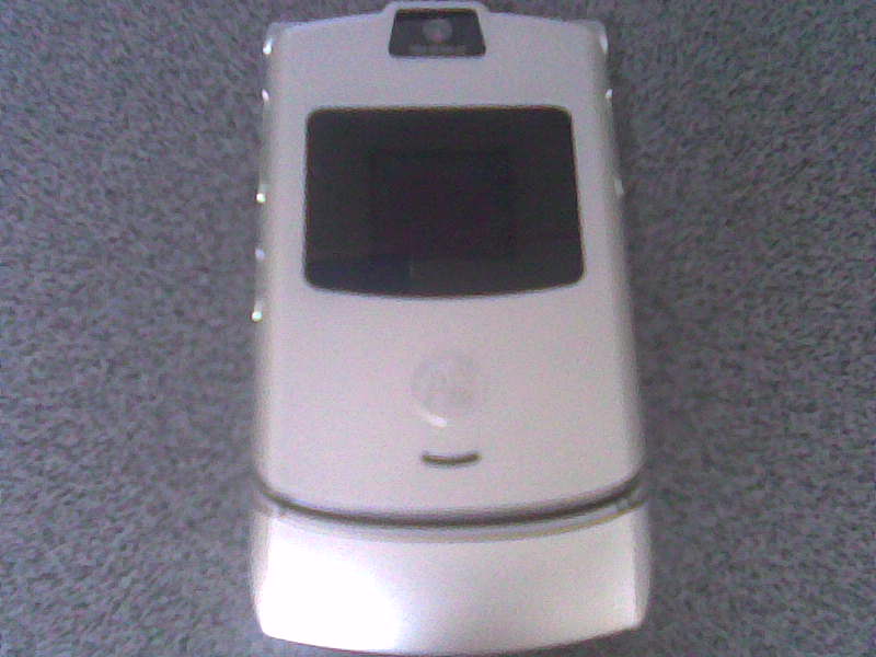  Satılık : Motorola V3 60 ytL