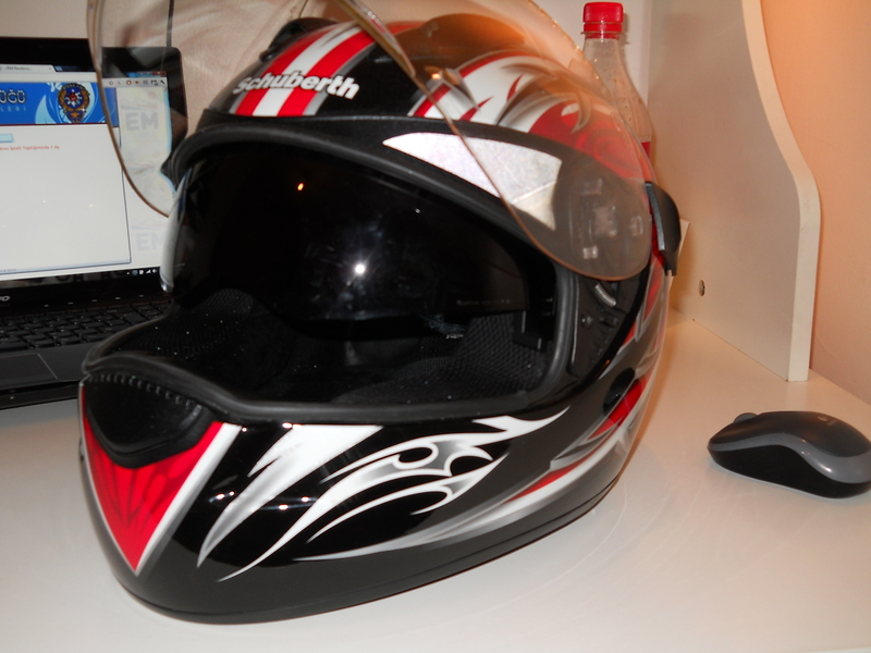  Satılık yada Takaslık Schuberth R1 Kask SON FİYAT 250 TL
