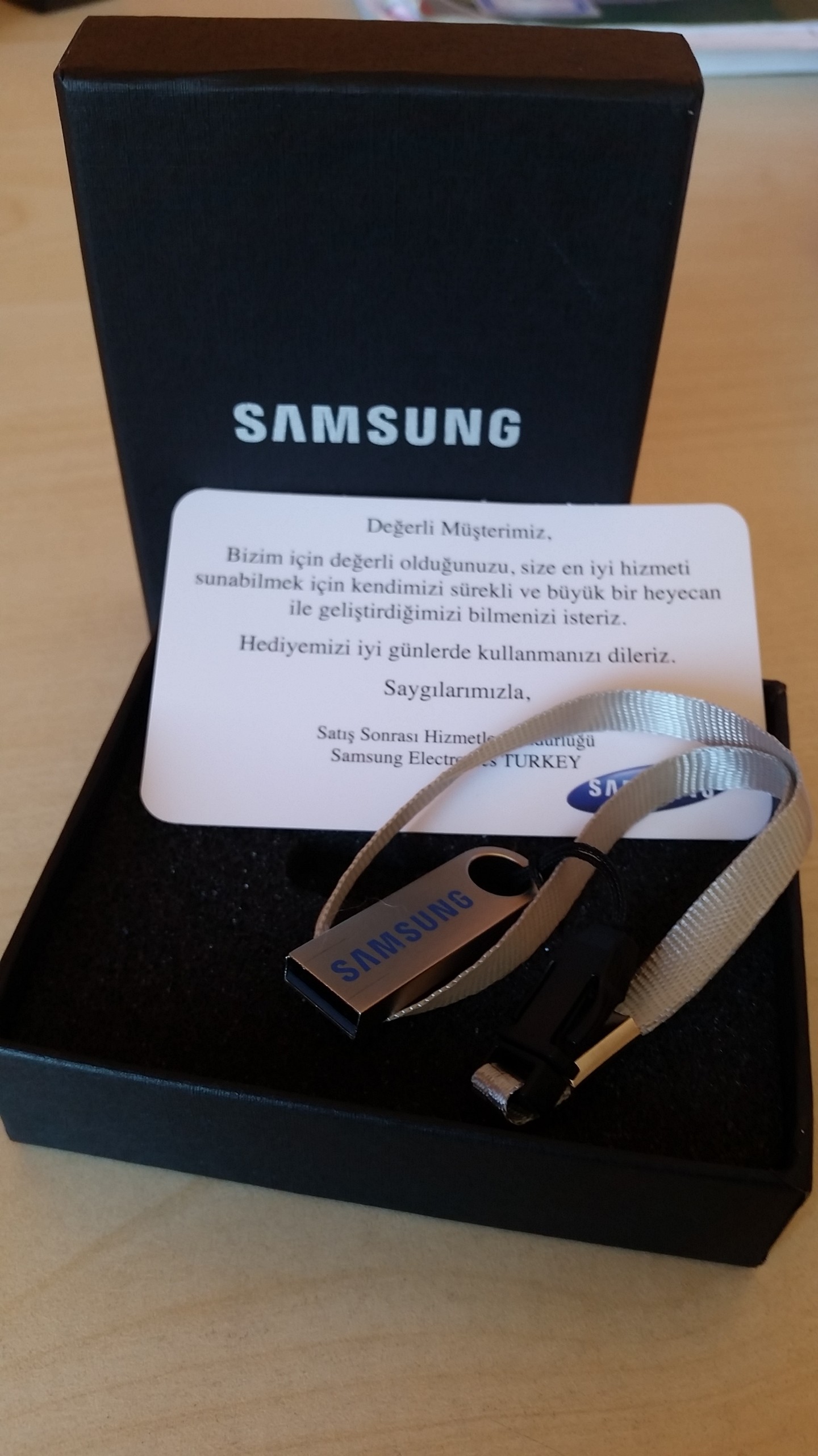  Samsungun yolladığı hediye