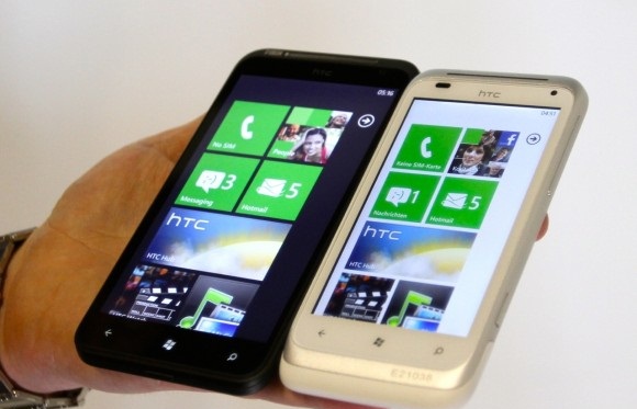 Microsoft, HTC ve Samsung'dan Windows Phone 7 reklamlarını artırmalarını istiyor 