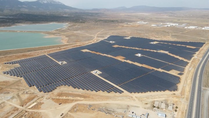 Türkiye’nin güneş enerjisinde yıl sonu hedefi 20 GW