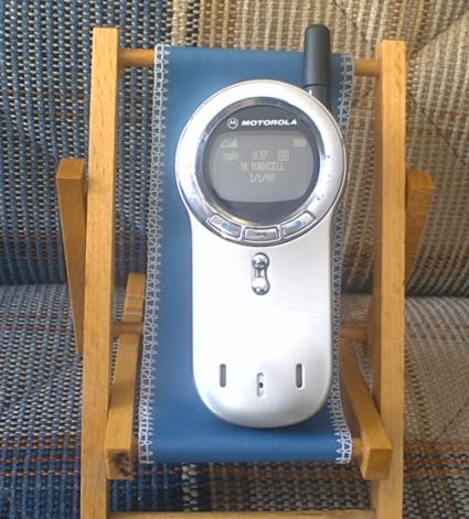  TASARIM HARİKASI MOTOROLA V70 100 TL-MPX220 75TL-V3 60 TL-W156 35TL-V300 30 TL-C115 20 TL-C113A 25 T