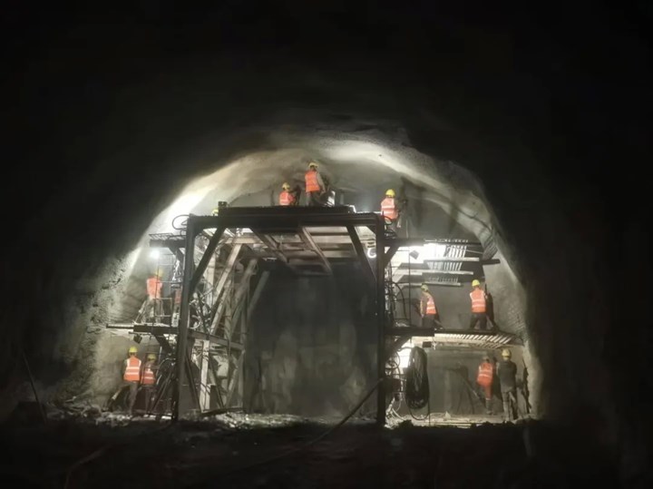 Çin, yapay mağarada 300 MW’lık basınçlı hava enerji depolama tesisi kuruyor