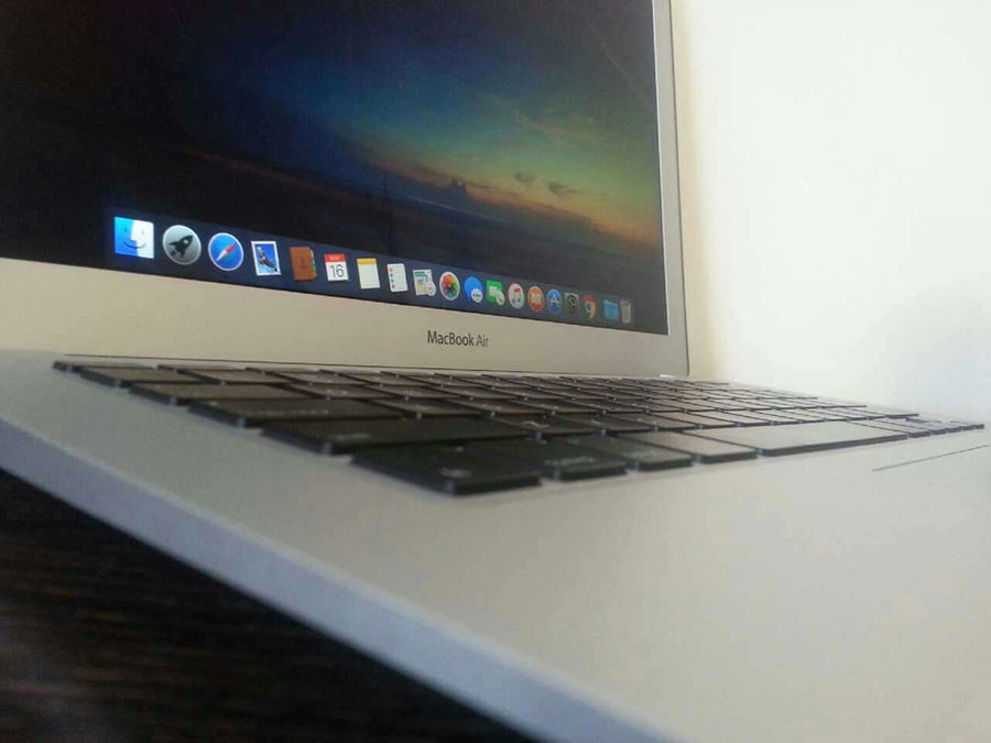  FIYAT DUSTU --- >Macbook Air 2014 - i5 - 13.3 - Sarj Devir 196