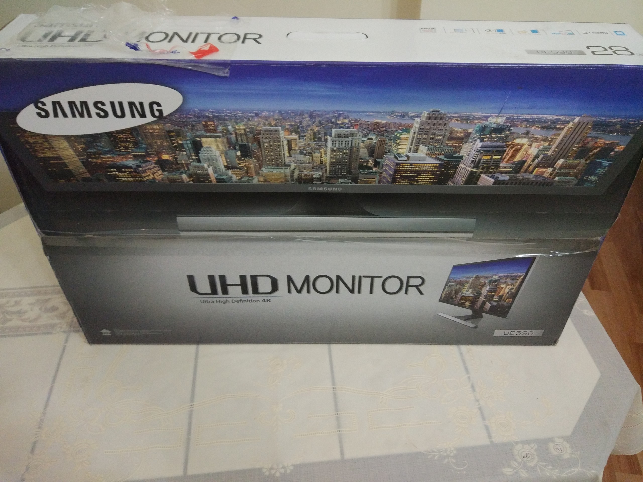 SATILIK-- Samsung 28"  U28E590D 4k monitor ve Acer 27" G276 HL satılıktır
