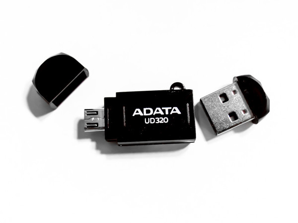 ADATA'dan hem PC hem Android cihazlar için USB bellek