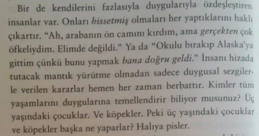 Çakarlı araç sahibi dehşeti, yol vermeyince bıçakladı