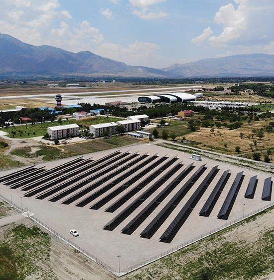 Erzincan Havalimanı'nda güneşten elektrik elde edilmeye başlandı