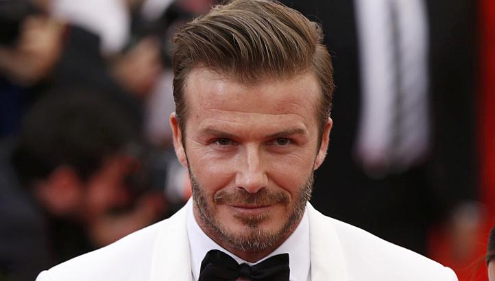  David Beckham vs Brad Pitt Kim daha yakışıklı ?