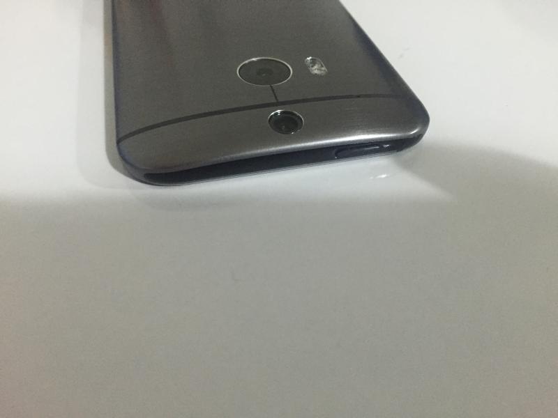  HTC One M8 Gun Metal ***699 TL***