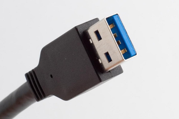 10Gbps hız desteğine sahip USB 3.0 önümüzdeki yıl geliyor