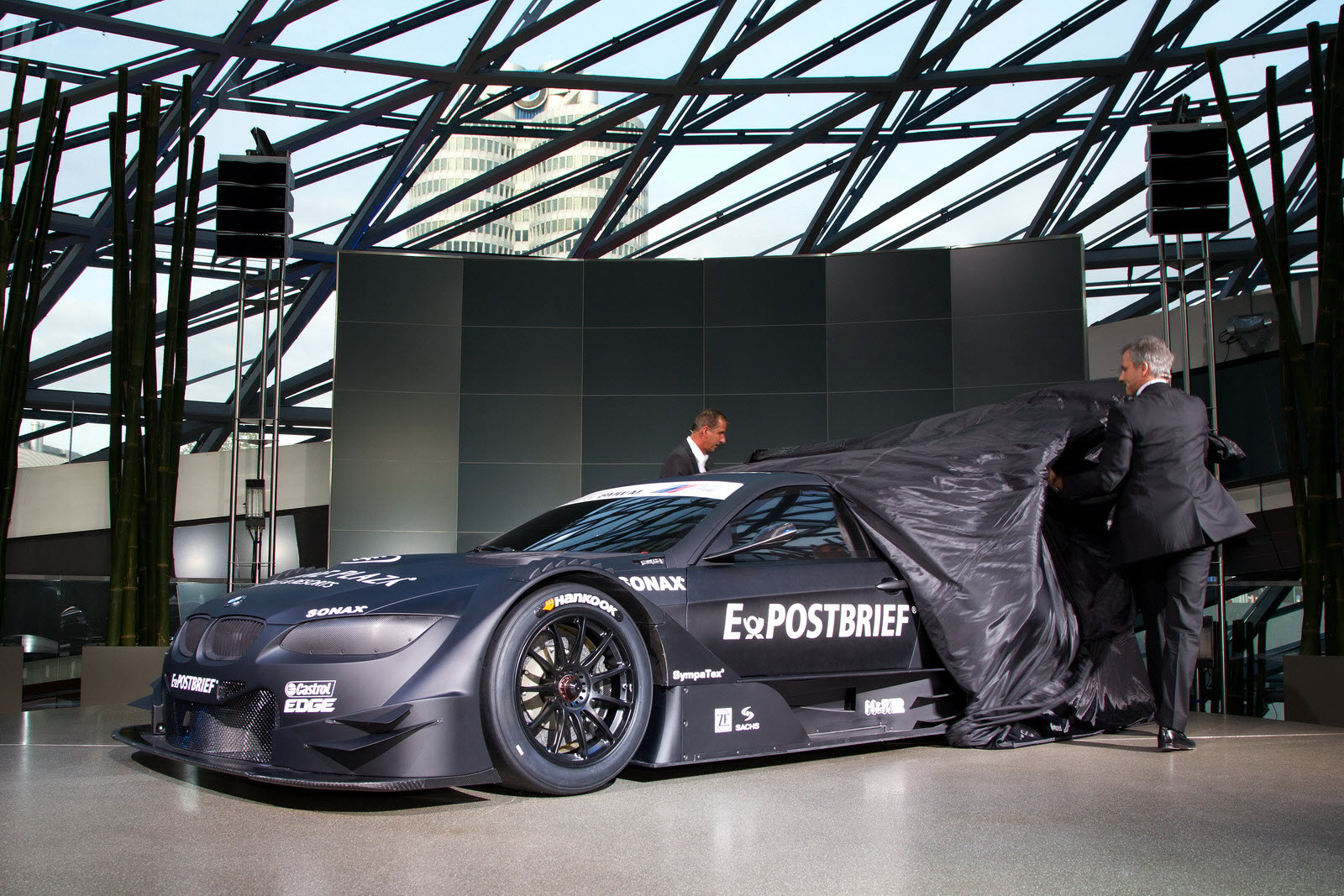  BMW Welt - BMW müzesi - Bol fotoğraflı