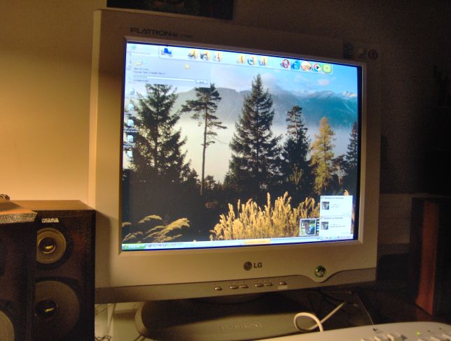  LG FLATRON ez T710BH 17'(Resimli)