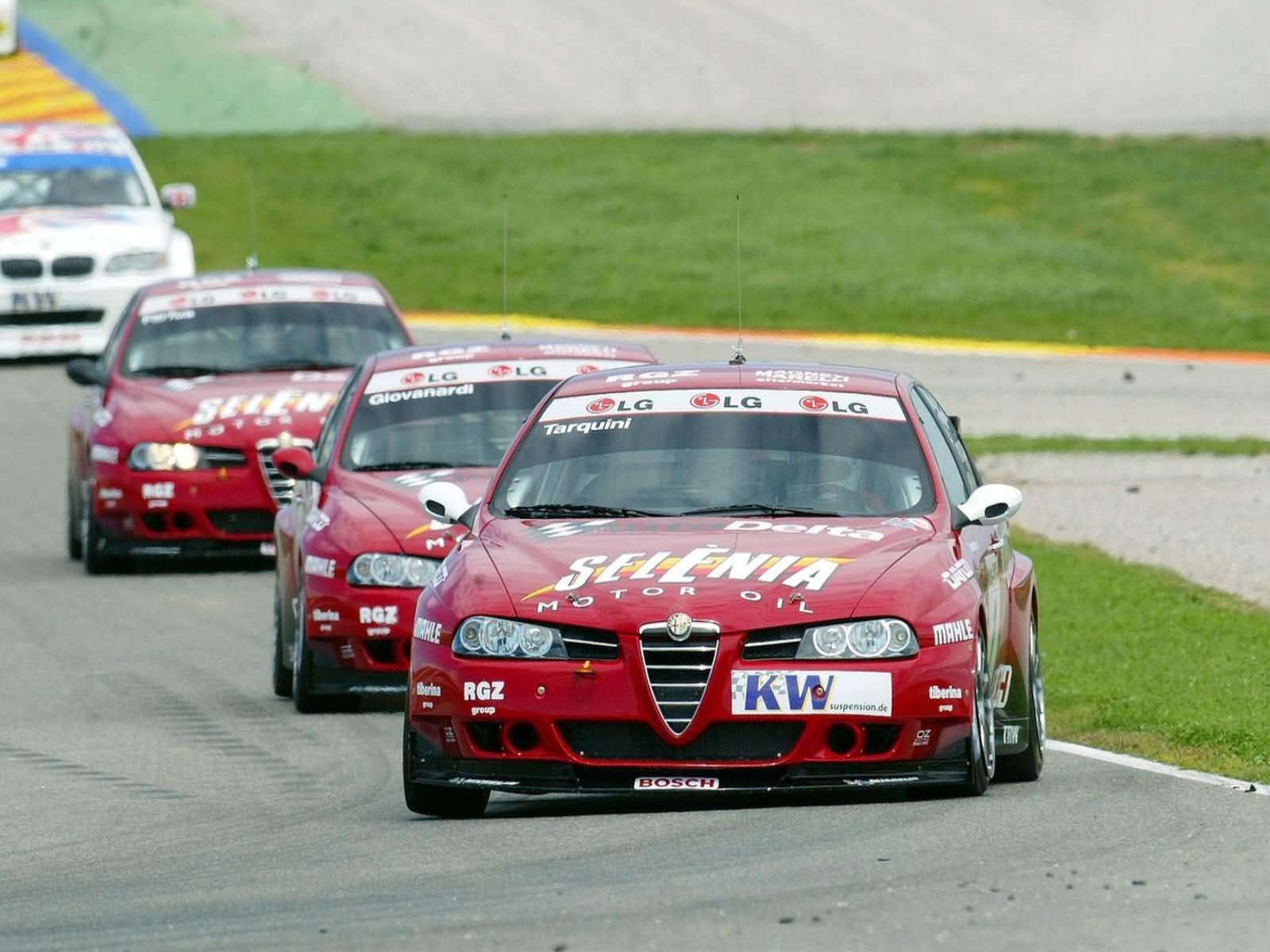  Alfa Romeo'ya premium değil diyenlere.