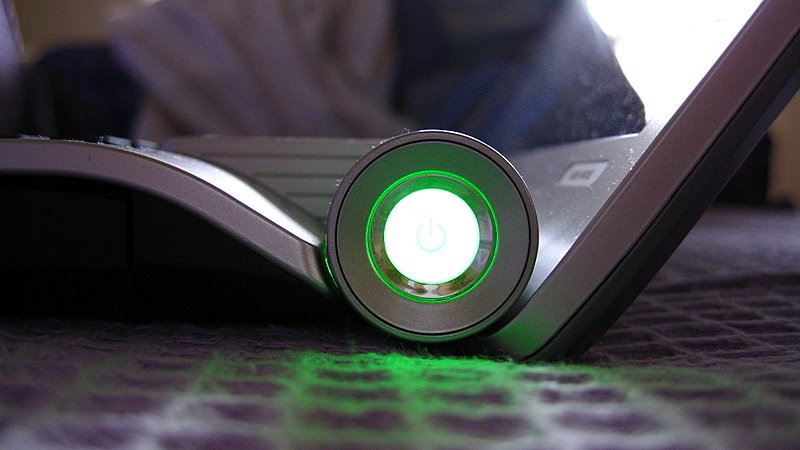  sony vaio fw serisi detaylı fotoğraflar..15.4-16.4 ınc karşılaştırması