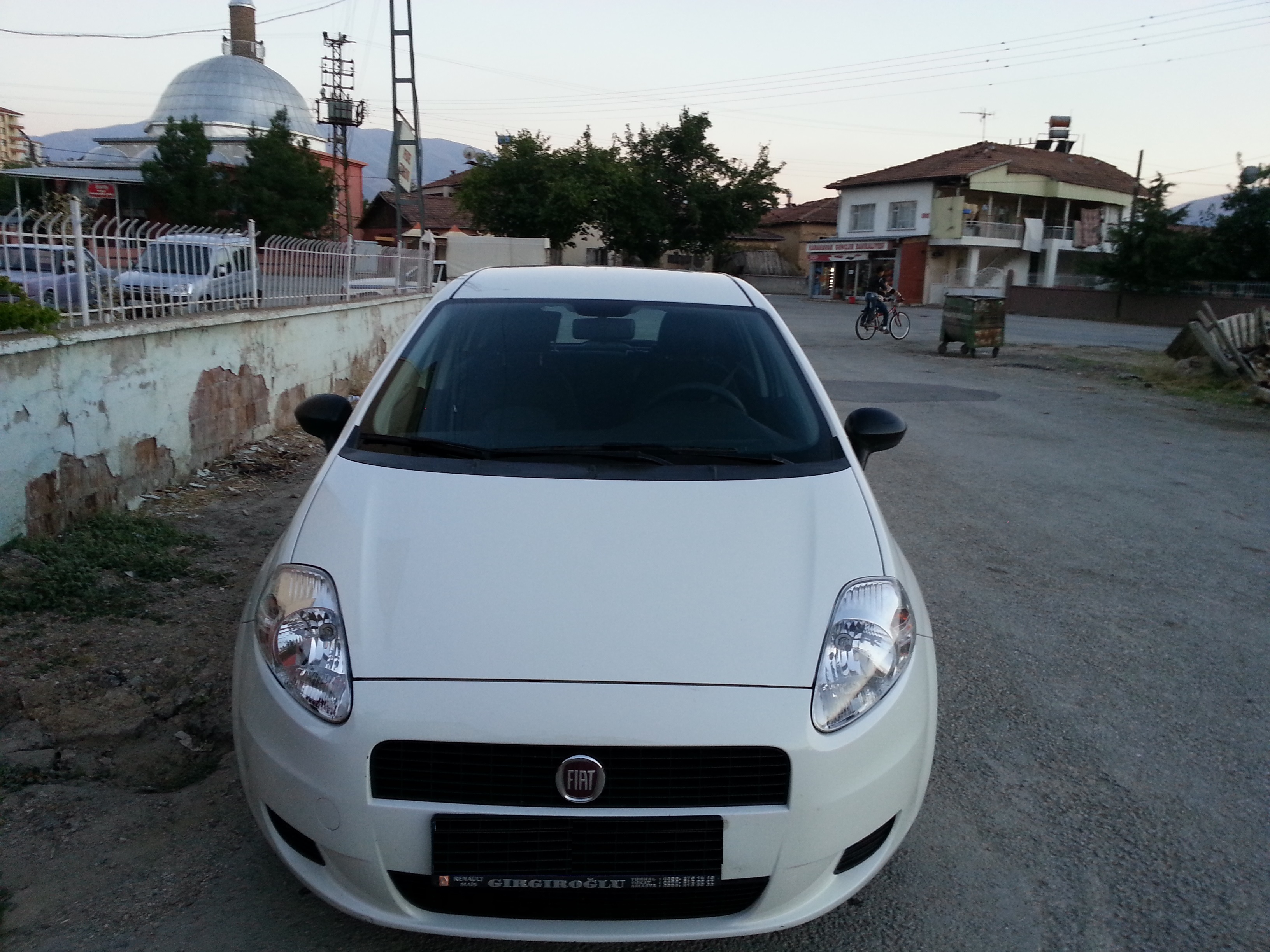  SATILIK- İLK SAHİBİNDEN 2012 FIAT PUNTO TAMAMEN ORİJİNAL 26.750tl