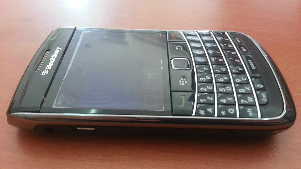  Satılık blackberry bold 9700.İndirim.Kendi fotoları eklendi.