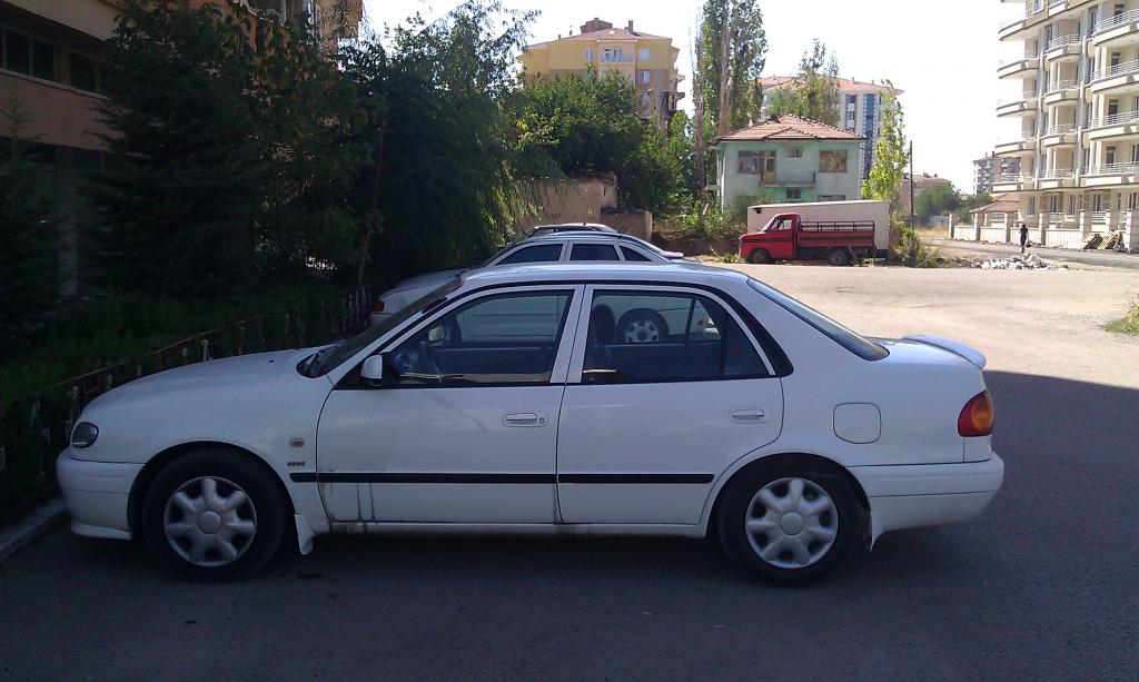  2001 Model Toyota Corolla 1.6 Kesiciye Girermi ?