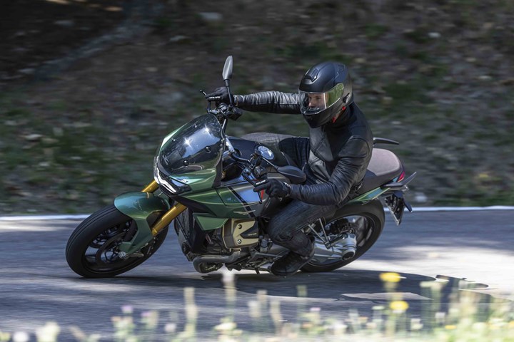 Moto Guzzi V100 Mandello Türkiye'de: İşte fiyatı ve özellikleri