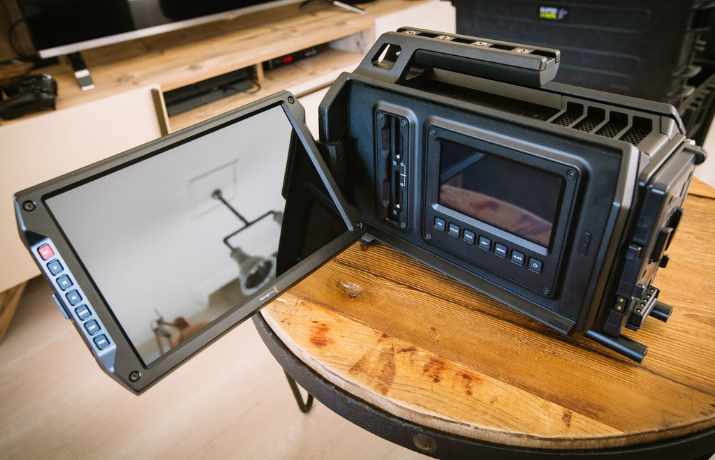  Satılık Blackmagic Design URSA 4K EF, Set - Viewfinder,Kart...