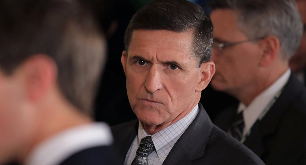 Pentagon Flynn'e soruşturma başlattı.