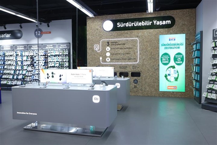 Teknosa, İstanbul’daki iki mağazasını daha dijitalleştirdi